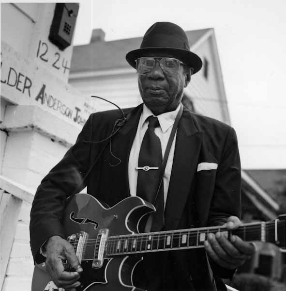 Diggin’: If I Could Hear My Mother Pray Again