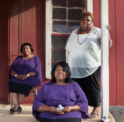 Video Diggin’: Como Mamas’ New One!
