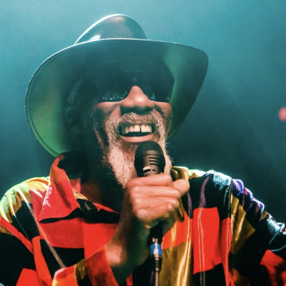 The Story of Robert Finley: From Playing on the Streets to Playing the Beacon Theatre!