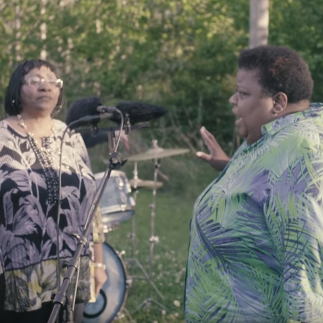 Video Diggin’: The Como Mamas – I Got Jesus